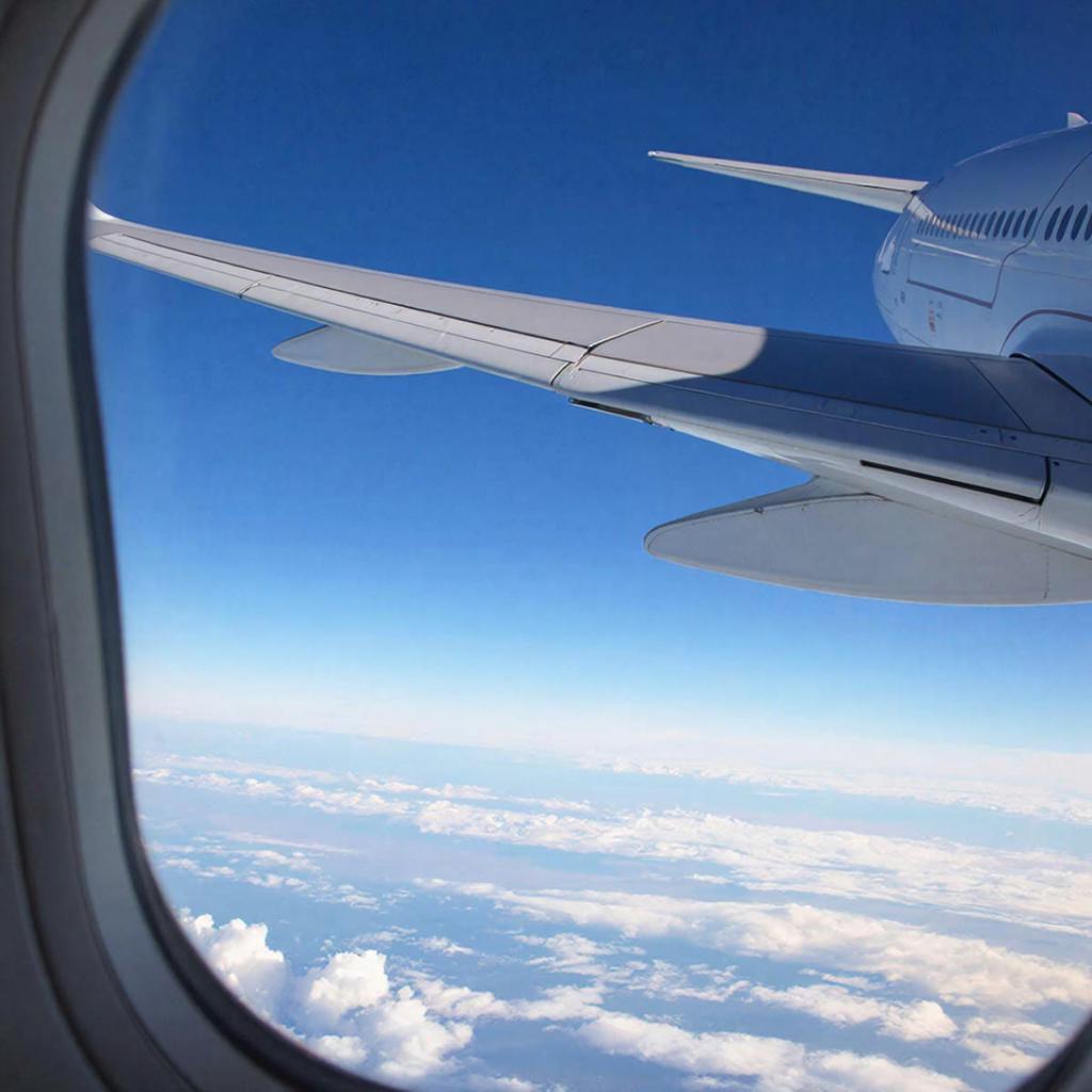 Крылатое Искусство Путешествий: Время и Деньги в Объятиях Авиации